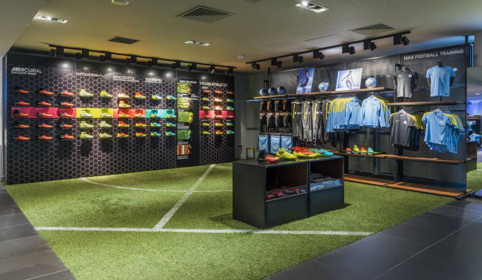 Nike_ManCityStore_05.08.16-52