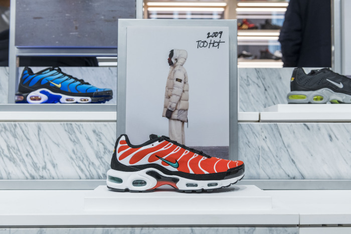 Nike_Tn_20thAn_END_25.11.18-18