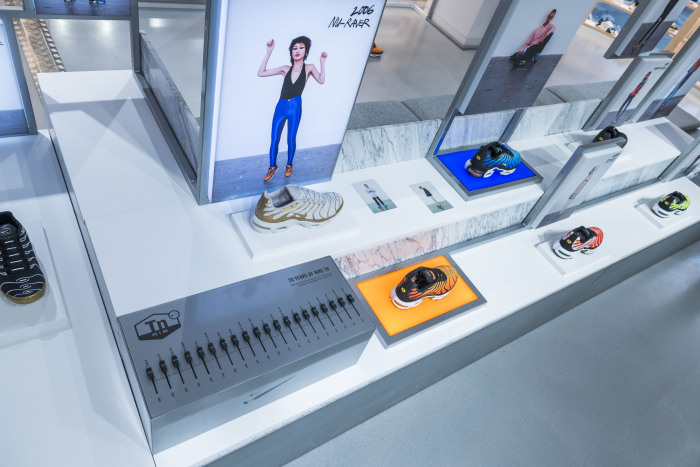 Nike_Tn_20thAn_END_25.11.18-27